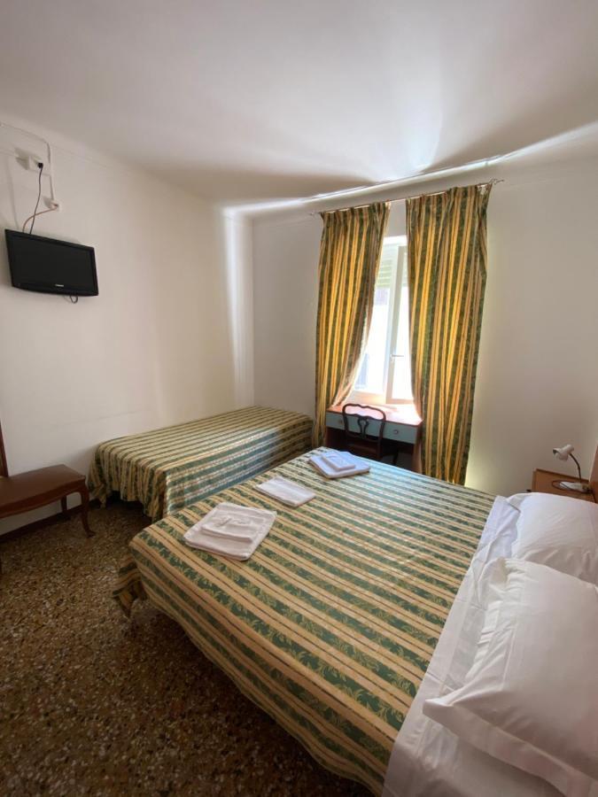 Hotel Primavera Sanremo Exterior photo